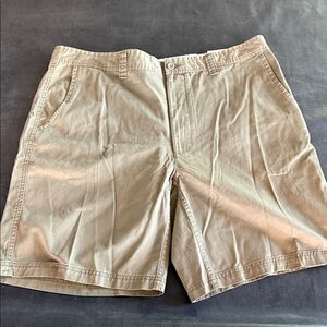 St. John's Bay Men's khaki green Flat Front Shorts